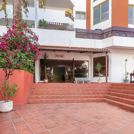 Red Velvet 1 Bdr Flat With Balcony By Lovelystay * بورتيماو
