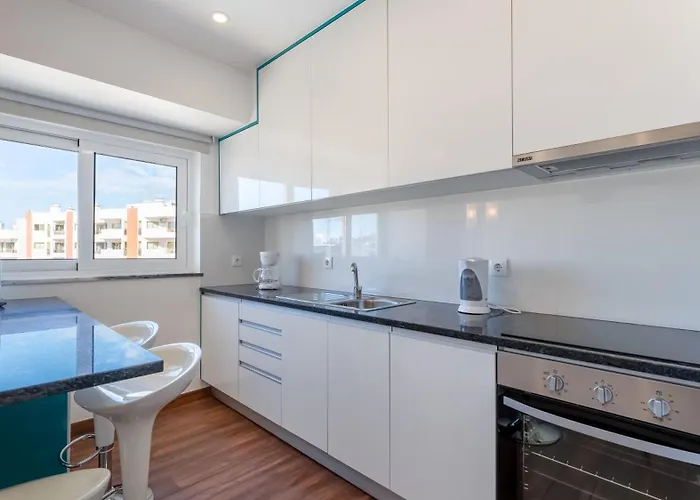 Daire Red Velvet 1 Bdr Flat With Balcony By Lovelystay